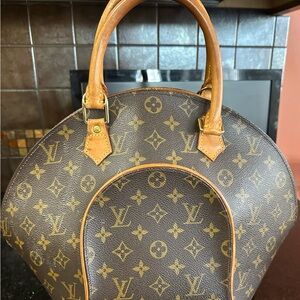 Louis Vuitton Eclipse Monogram Handbag